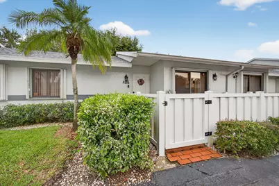 2640 Gately Drive W #406, West Palm Beach, FL 33415 - Photo 2