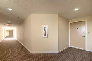 7100 Radice Ct, Lauderhill, FL 33319 - Photo 32