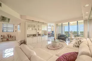 7100 Radice Ct, Lauderhill, FL 33319 - Photo 6