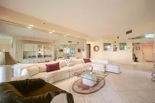 7100 Radice Ct, Lauderhill, FL 33319 - Photo 4