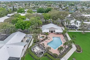 8888 Thumbwood Cir, Boynton Beach, FL 33436 - Photo 40