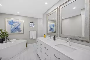 12677 Headwater Cir, Wellington, FL 33414 - Photo 14