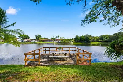 1811 NW 119th Avenue, Pembroke Pines, FL 33026 - Photo 2