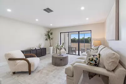 47 Stratford Lane W #F, Boynton Beach, FL 33436 - Photo 4