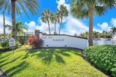 470 Paradise Isle Boulevard #302, Hallandale Beach, FL 33009 - Photo 22