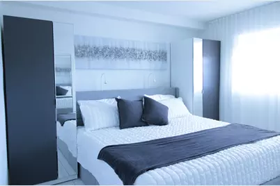 470 Paradise Isle Boulevard #302, Hallandale Beach, FL 33009 - Photo 12