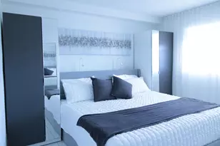 470 Paradise Isle Blvd, Hallandale Beach, FL 33009 - Photo 12