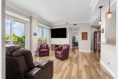 2633 NE 14th Avenue #308, Wilton Manors, FL 33334 - Photo 14