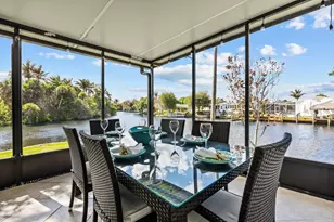 7918 SE Paradise Ct, Stuart, FL 34997 - Photo 6