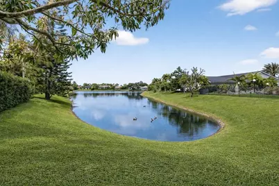 4869 Pineview Circle, Delray Beach, FL 33445 - Photo 48