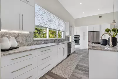 4869 Pineview Circle, Delray Beach, FL 33445 - Photo 22