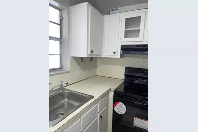 1321 NW 43rd Ave #207, Lauderhill, FL 33313 - Photo 4