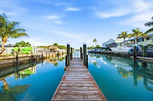 340 E Ocean Dr, Key Colony Beach, FL - Photo 2