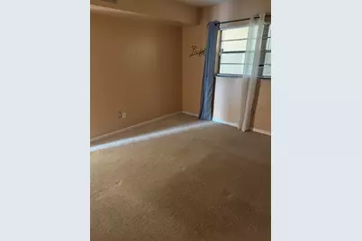 2025 Oleander Boulevard #105, Fort Pierce, FL 34982 - Photo 6