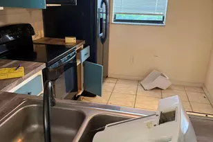 2025 Oleander Blvd, Fort Pierce, FL 34982 - Photo 10