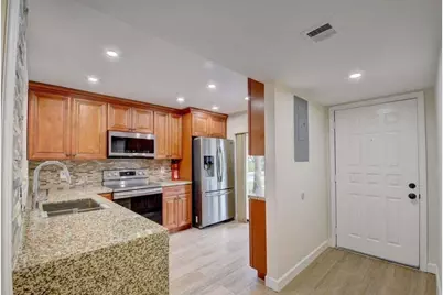 400 Club Circle #101, Boca Raton, FL 33487 - Photo 4
