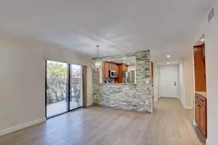 400 Club Cir, Boca Raton, FL 33487 - Photo 10