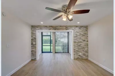 400 Club Circle, Boca Raton, FL 33487 - Photo 12