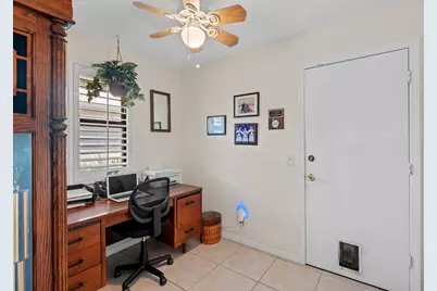 1223 SW Pepperridge Terrace, Boca Raton, FL 33486 - Photo 24