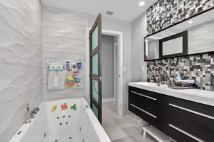 2732 NE 35th Dr, Fort Lauderdale, FL 33308 - Photo 36