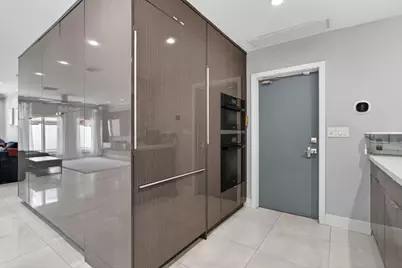 2732 NE 35th Drive, Fort Lauderdale, FL 33308 - Photo 10