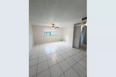 650 SW 2nd SW #2480, Boca Raton, FL 33432 - Photo 8
