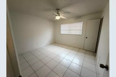 650 SW 2nd SW #2480, Boca Raton, FL 33432 - Photo 16