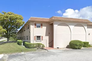 650 SW 2nd SW, Boca Raton, FL 33432 - Photo 2