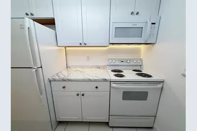 650 SW 2nd SW #2480, Boca Raton, FL 33432 - Photo 14