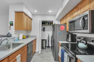 875 Riverside Dr, Coral Springs, FL 33071 - Photo 12