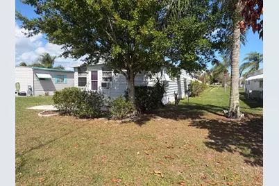 129 E Caribbean, Port Saint Lucie, FL 34952 - Photo 8