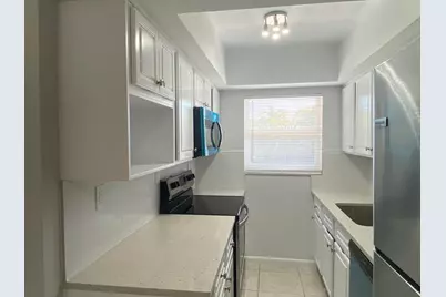 853 SE 4th Court #16, Deerfield Beach, FL 33441 - Photo 4