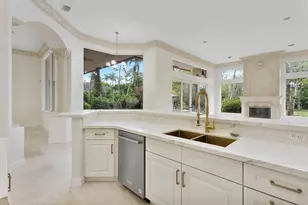 6135 NW 88th Ave, Parkland, FL 33067 - Photo 8