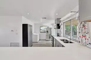 5804 NW 14th St, Sunrise, FL 33313 - Photo 8