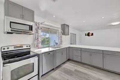 5804 NW 14th Street, Sunrise, FL 33313 - Photo 10