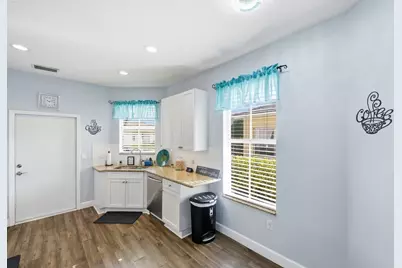 572 SW Indian Key Drive, Port Saint Lucie, FL 34986 - Photo 10