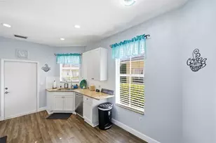 572 SW Indian Key Dr, Port Saint Lucie, FL 34986 - Photo 10