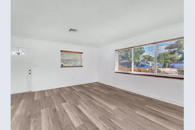 330 N 70th Terrace, Hollywood, FL 33024 - Photo 6