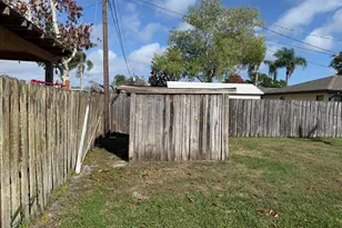 434 SE Sunnydale Ln, Port Saint Lucie, FL 34983 - Photo 28