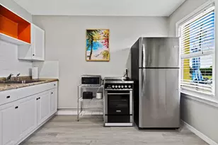 802 N Federal Hwy, Boynton Beach, FL 33435 - Photo 6