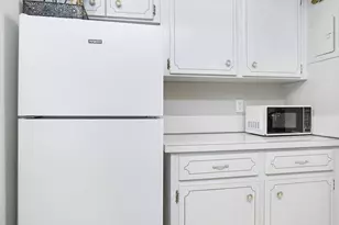 412 S Cypress Rd, Pompano Beach, FL 33060 - Photo 8