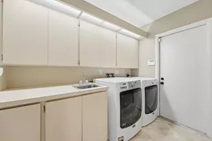 2890 Gettysburg Ln, West Palm Beach, FL 33409 - Photo 36