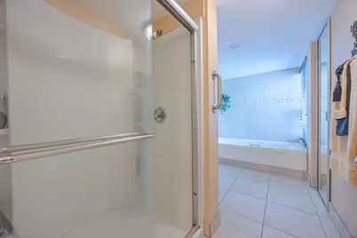 5750 Camino Del Sol #202, Boca Raton, FL 33433 - Photo 12