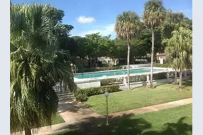 2700 Riverside Drive #302-b, Coral Springs, FL 33065 - Photo 2