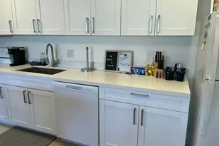 1821 NE 62nd St, Fort Lauderdale, FL 33308 - Photo 12