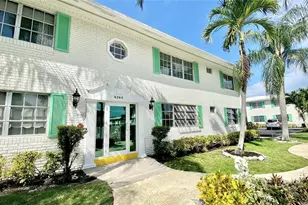 1821 NE 62nd St, Fort Lauderdale, FL 33308 - Photo 2