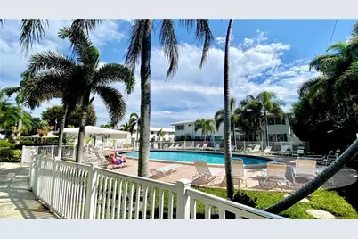1821 NE 62nd Street #411, Fort Lauderdale, FL 33308 - Photo 4