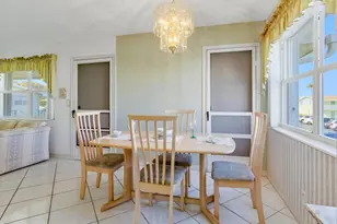 680 W Horizons, Boynton Beach, FL 33435 - Photo 14