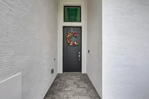 10195 SW Latium Wy, Port Saint Lucie, FL 34987 - Photo 4