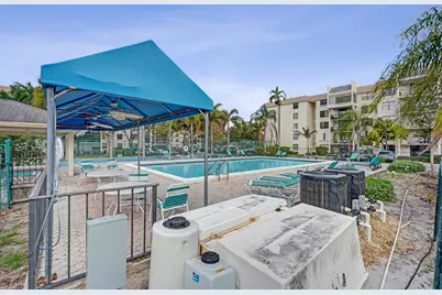 6195 Rock Island Road #413, Tamarac, FL 33319 - Photo 32